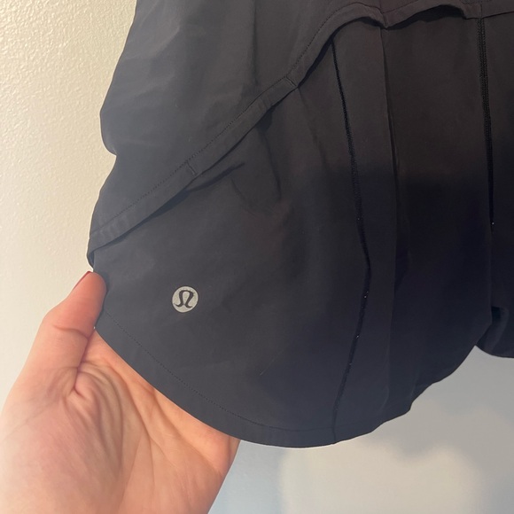 Lululemon Speed Up Mid-Rise Short 4" - Picture 8 of 13